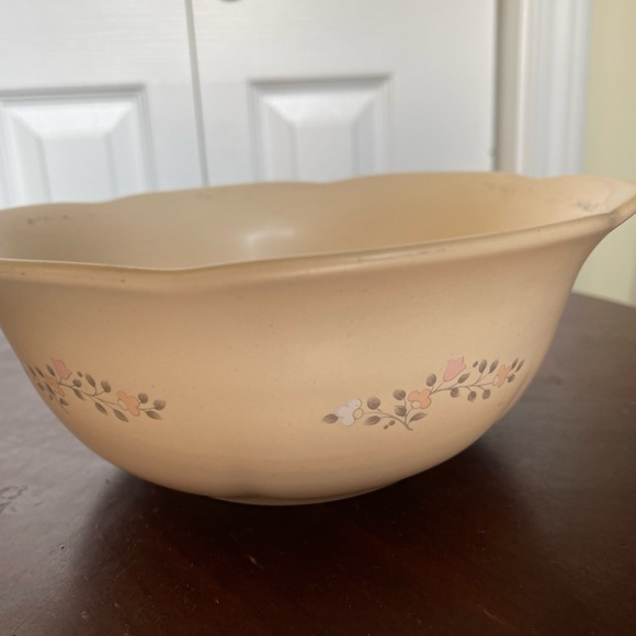 Pfaltzgraff vegetable bowl - Picture 2 of 4